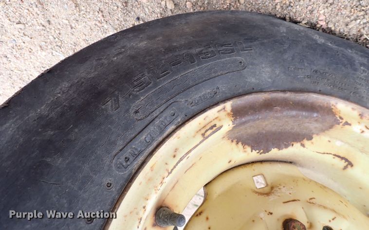 image for item JT9984 1964 John Deere 3020  tractor