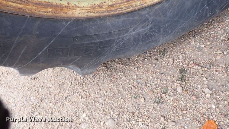 image for item JT9984 1964 John Deere 3020  tractor