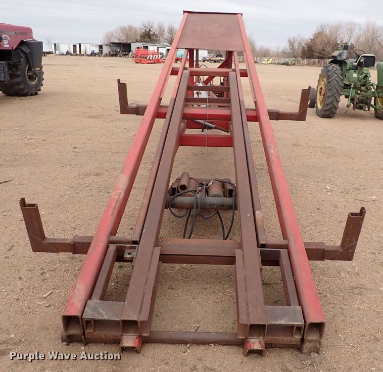 image for item JT9985 Stinger  bale bed