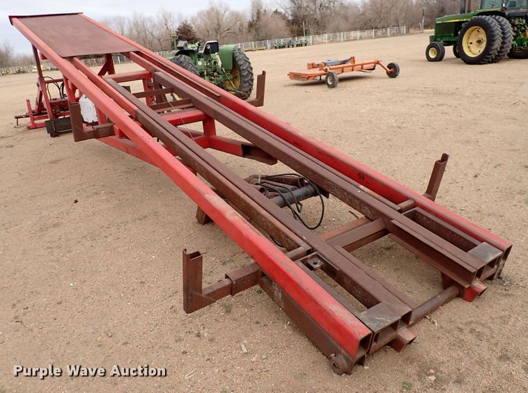 image for item JT9985 Stinger  bale bed