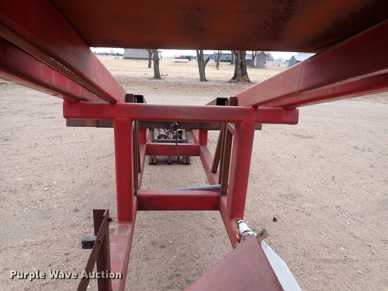 image for item JT9985 Stinger  bale bed