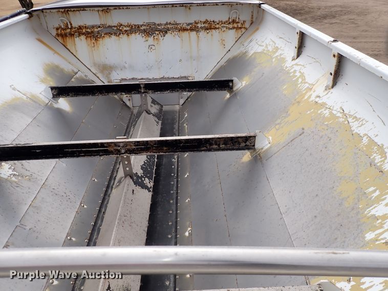 image for item JT9986 Case IH FLX3300B  spreader