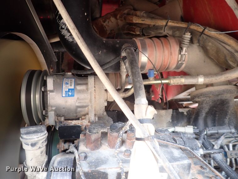 image for item JT9986 Case IH FLX3300B  spreader