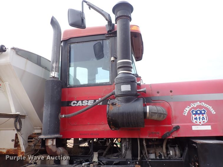 image for item JT9986 Case IH FLX3300B  spreader