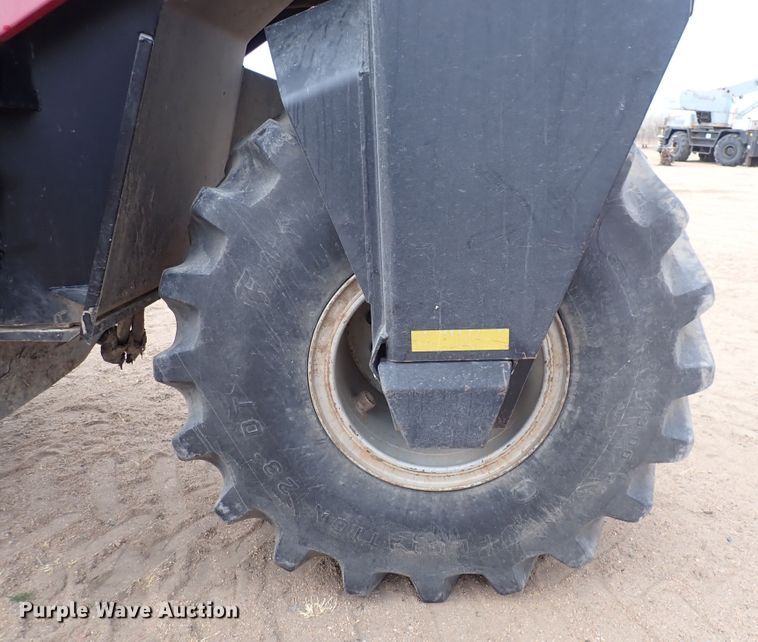 image for item JT9986 Case IH FLX3300B  spreader