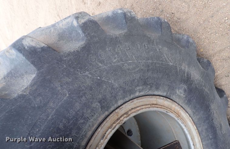 image for item JT9986 Case IH FLX3300B  spreader