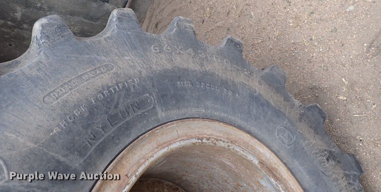 image for item JT9986 Case IH FLX3300B  spreader