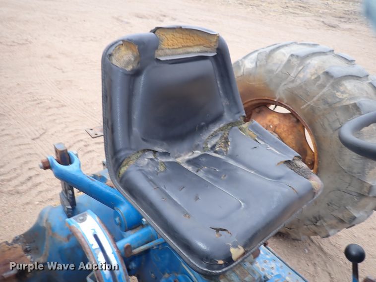 image for item JT9989 Ford 3910  tractor