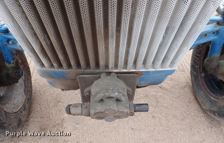 image for item JT9989 Ford 3910  tractor