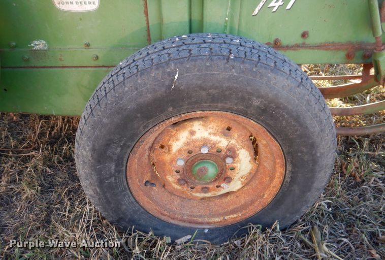 image for item KH9044 John Deere 14T  small square baler