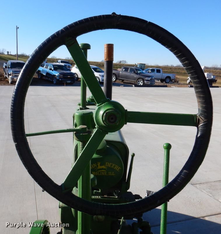 image for item KH9051 1938 John Deere B  tractor
