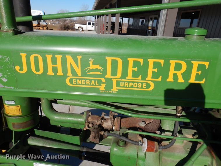 image for item KH9051 1938 John Deere B  tractor