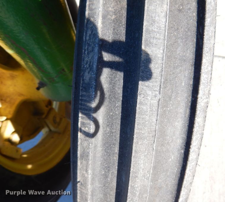 image for item KH9051 1938 John Deere B  tractor