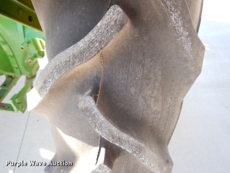 image for item KH9051 1938 John Deere B  tractor