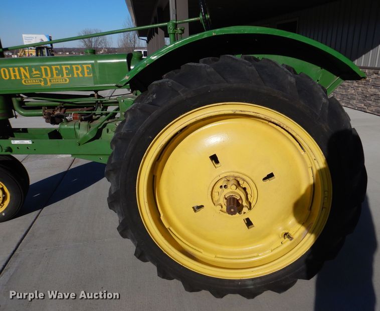 image for item KH9051 1938 John Deere B  tractor