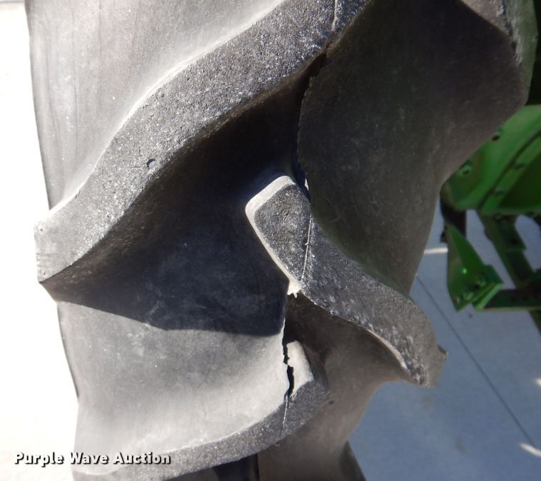 image for item KH9051 1938 John Deere B  tractor