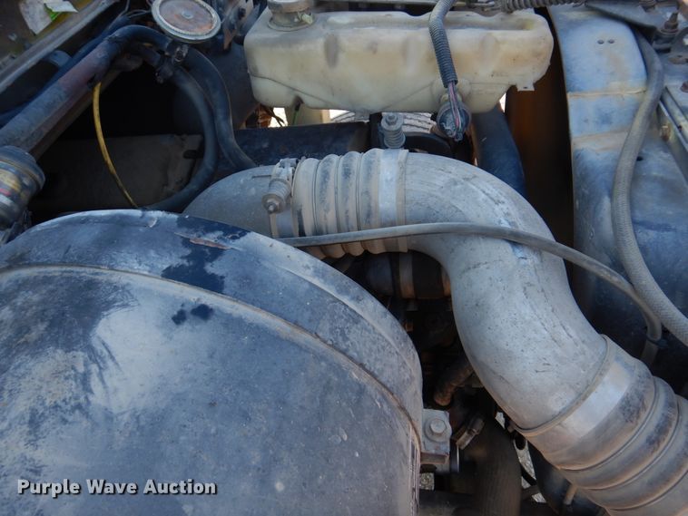 image for item DH8147 1995 Ford L9000  semi truck