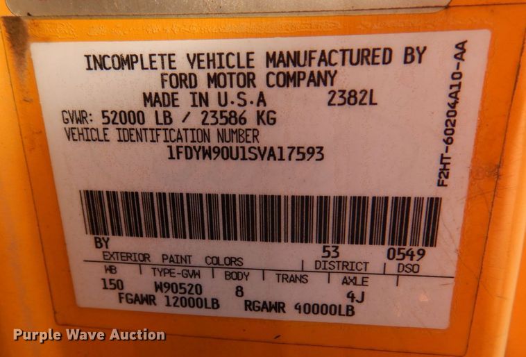 image for item DH8147 1995 Ford L9000  semi truck