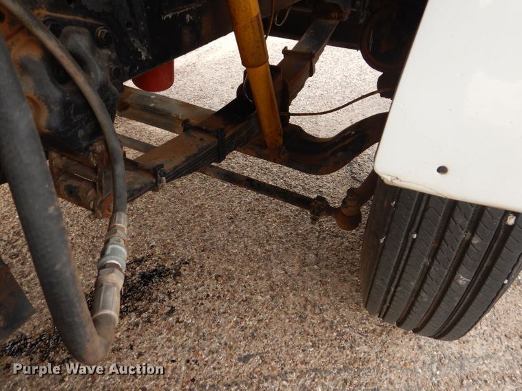 image for item DJ8895 1975 Ford 9000  pressure digger truck