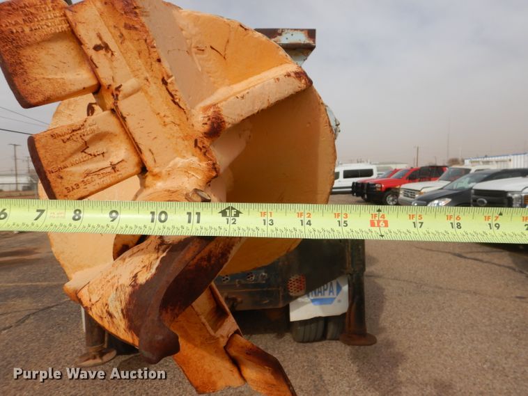 image for item DJ8895 1975 Ford 9000  pressure digger truck