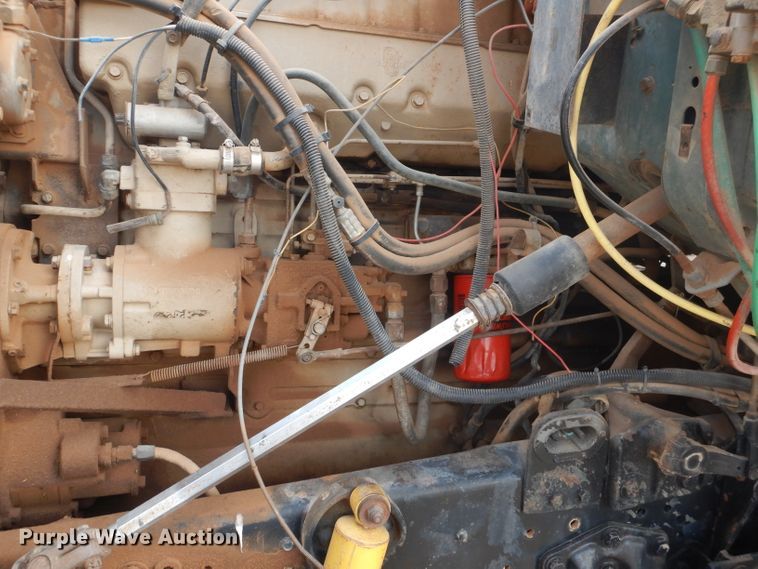 image for item DJ8895 1975 Ford 9000  pressure digger truck