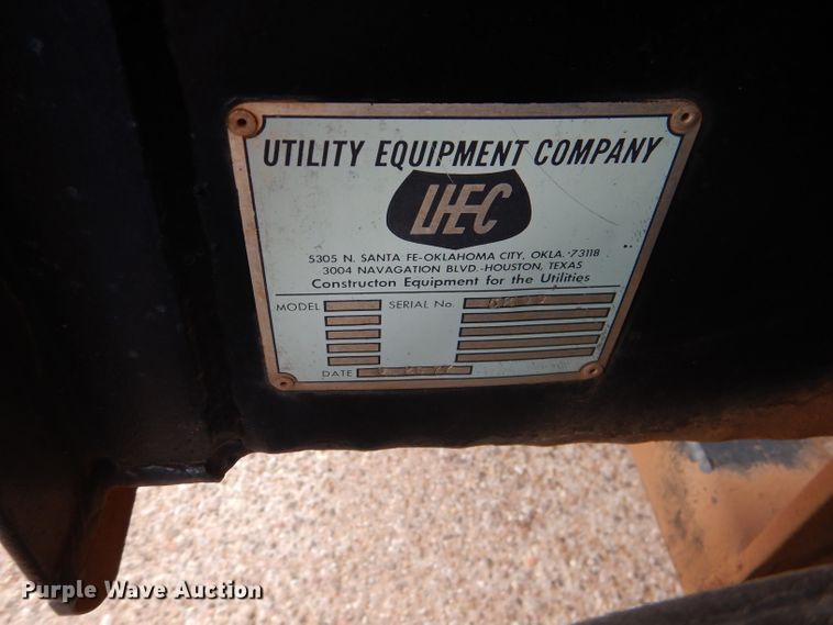 image for item DJ8895 1975 Ford 9000  pressure digger truck