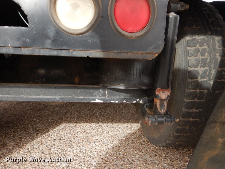 image for item DJ8896 2002 Mack CH612  dump truck