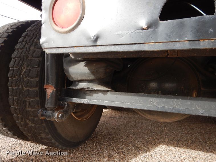 image for item DJ8896 2002 Mack CH612  dump truck