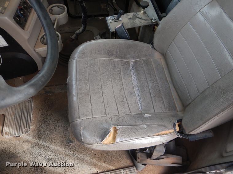 image for item DJ8896 2002 Mack CH612  dump truck