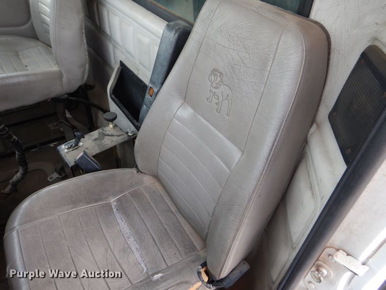 image for item DJ8896 2002 Mack CH612  dump truck