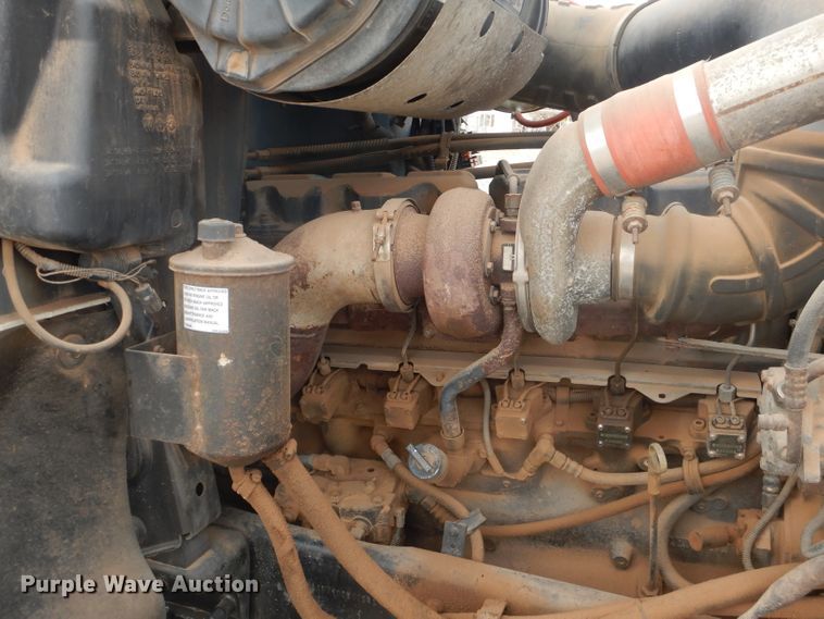 image for item DJ8896 2002 Mack CH612  dump truck