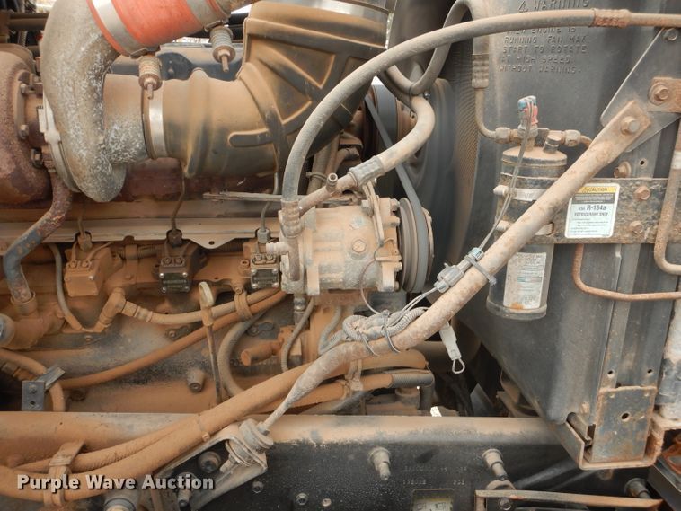 image for item DJ8896 2002 Mack CH612  dump truck