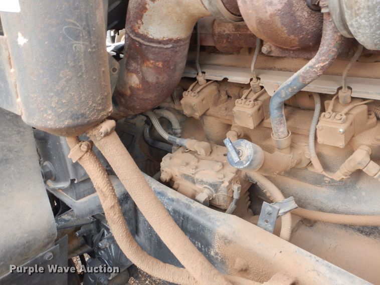 image for item DJ8896 2002 Mack CH612  dump truck