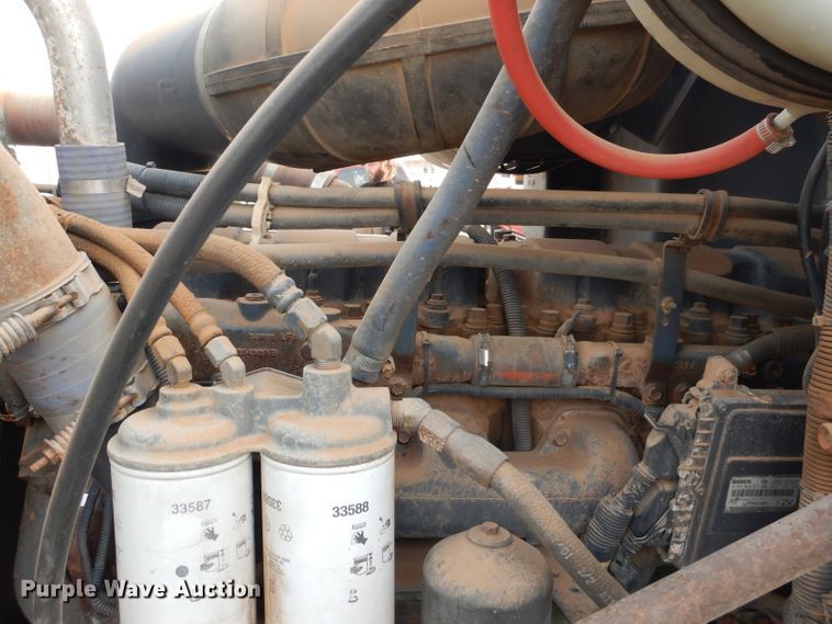 image for item DJ8896 2002 Mack CH612  dump truck