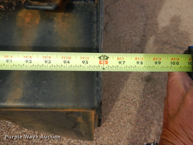 image for item DJ8896 2002 Mack CH612  dump truck