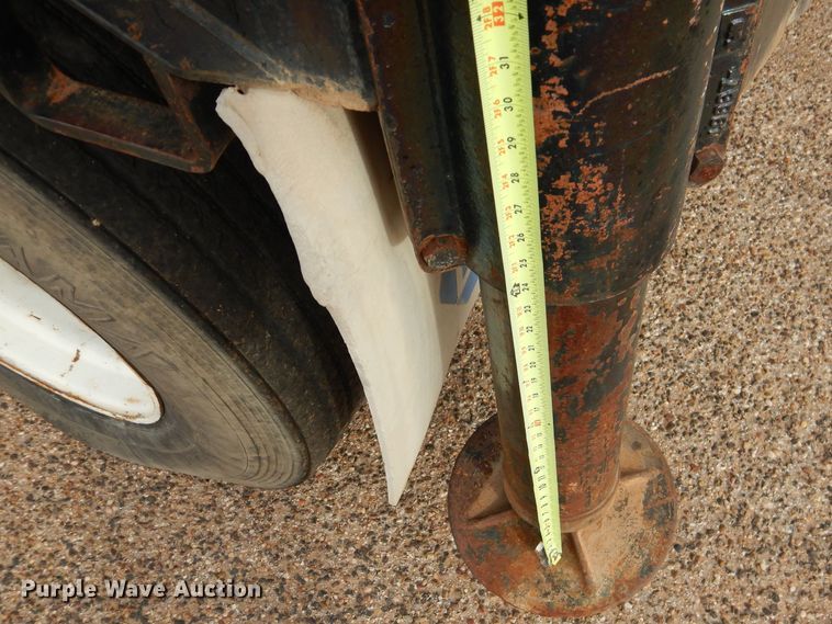 image for item DJ8896 2002 Mack CH612  dump truck