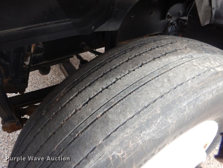 image for item DJ8896 2002 Mack CH612  dump truck