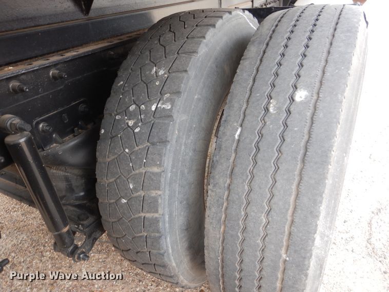 image for item DJ8896 2002 Mack CH612  dump truck