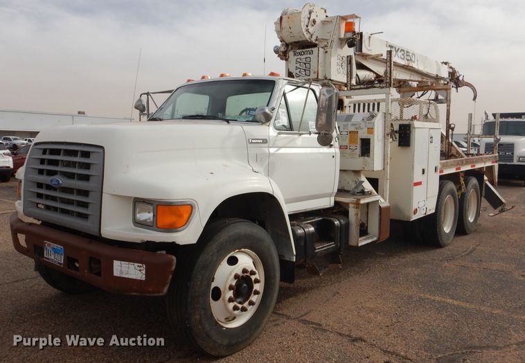 image for item DJ8897 1995 Ford FT900  digger derrick truck