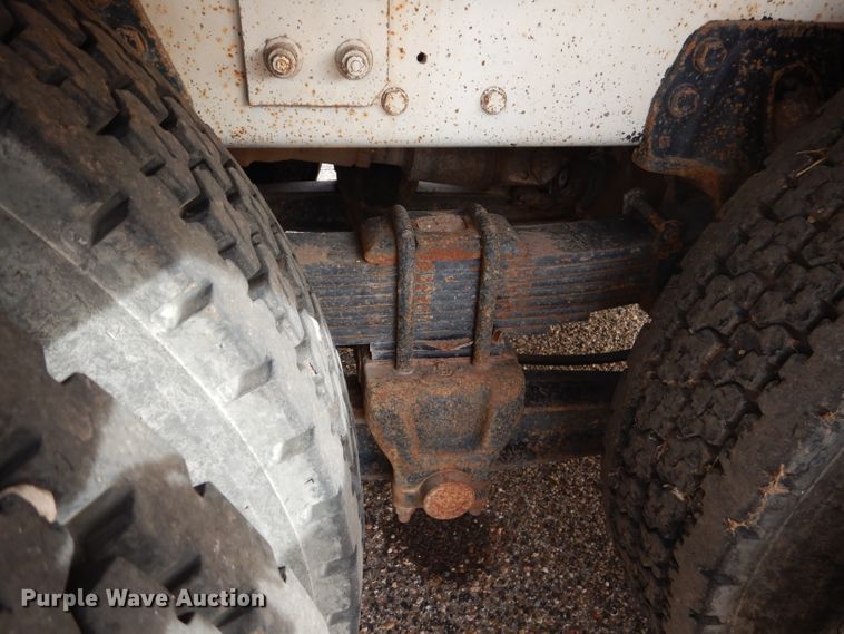 image for item DJ8897 1995 Ford FT900  digger derrick truck