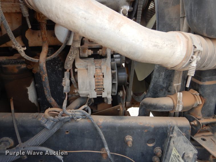 image for item DJ8897 1995 Ford FT900  digger derrick truck