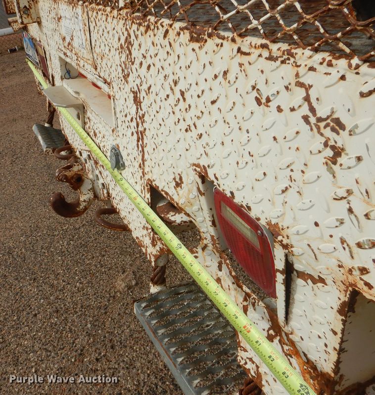 image for item DJ8897 1995 Ford FT900  digger derrick truck