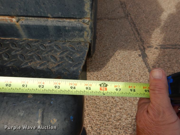 image for item DJ8898 2001 Peterbilt 362  oilfield truck