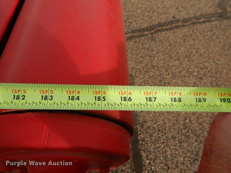 image for item DJ8899 1992 International F2574  winch truck