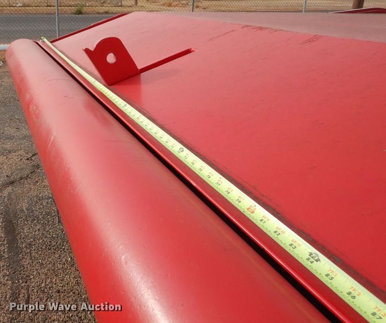 image for item DJ8899 1992 International F2574  winch truck