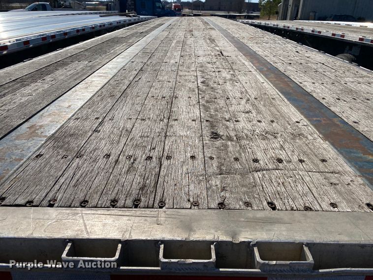 image for item DL6815 2002 Utility FS2CHA  flatbed trailer