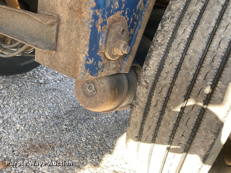 image for item DL6815 2002 Utility FS2CHA  flatbed trailer