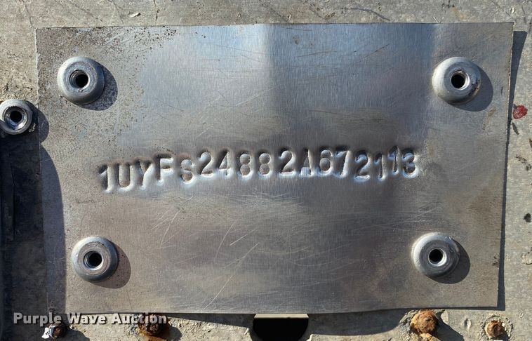 image for item DL6815 2002 Utility FS2CHA  flatbed trailer