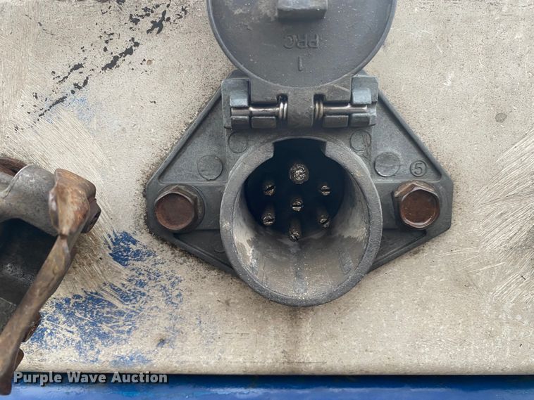 image for item DL6816 2002 Utility FS2CHA  flatbed trailer