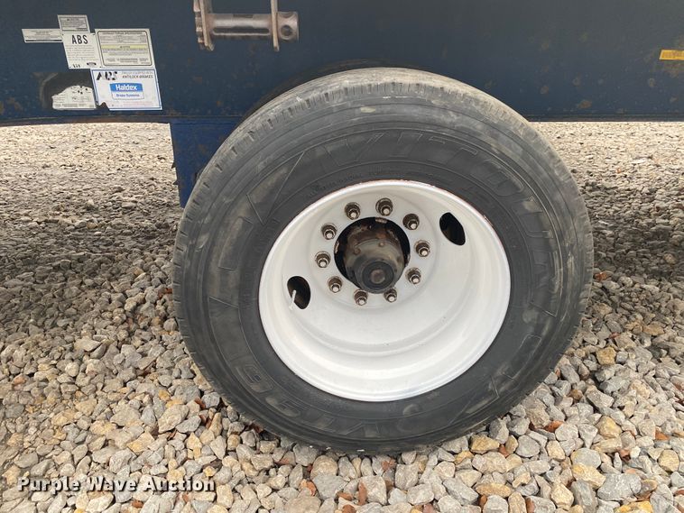 image for item DL6816 2002 Utility FS2CHA  flatbed trailer